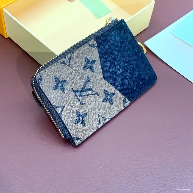 Fashionreps Bags 2411YA0037 LV 0623